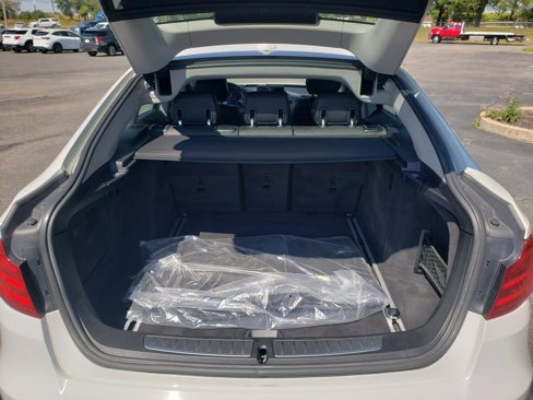 Used 2015 BMW 328i Gran Turismo xDrive image 6