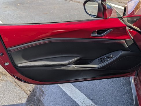 Used 2017 MAZDA MX-5 Miata RF Club w/ Brembo/BBS Package image 8