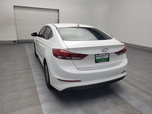 Used 2017 Hyundai Elantra SE image 5