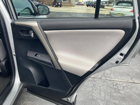 Used 2015 Toyota RAV4 XLE image 88