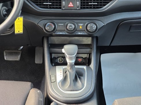 Used 2024 Kia Forte LXS image 22