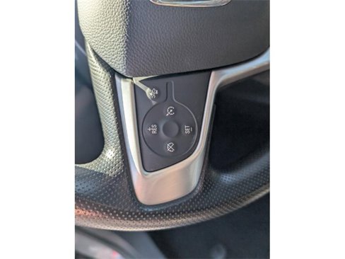 Used 2022 GMC Acadia SLE image 18