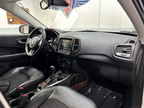 Used 2019 Jeep Compass Trailhawk image 25