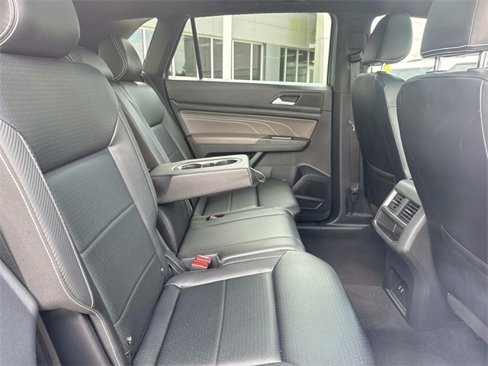 Used 2022 Volkswagen Atlas Cross Sport SE image 7