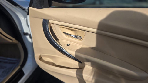 Used 2016 BMW 320i Sedan image 26