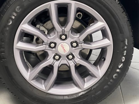 Used 2023 GMC Terrain SLT image 61