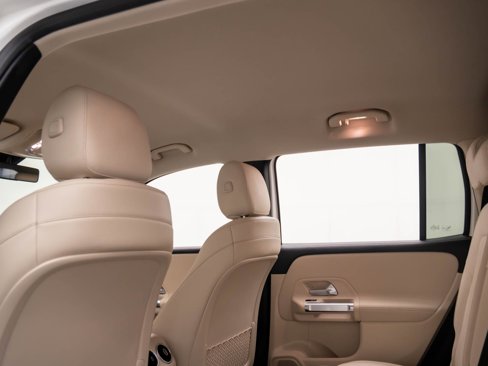 Certified 2020 Mercedes-Benz GLB 250 4MATIC image 19