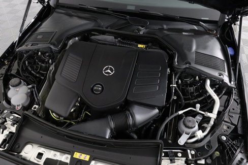 Used 2025 Mercedes-Benz C 300 4MATIC Sedan image 24