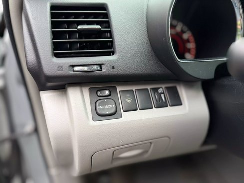 Used 2009 Toyota Highlander 2WD image 14