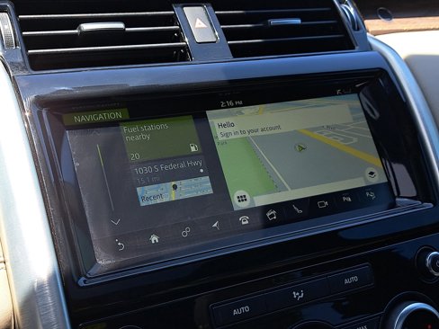 Used 2020 Land Rover Discovery HSE image 29