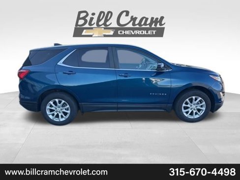 Used 2021 Chevrolet Equinox LT image 2