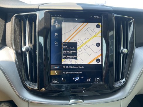 Used 2020 Volvo XC60 T5 Momentum w/ Protection Package Premier image 19