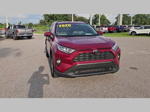 Used 2020 Toyota RAV4 XLE image 28