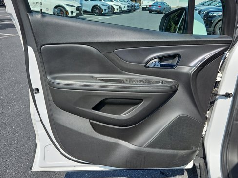Used 2020 Buick Encore Preferred image 10