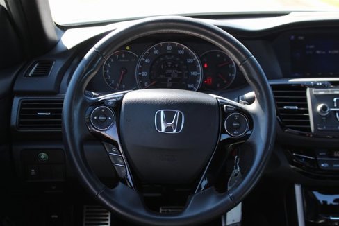 Used 2017 Honda Accord Sport Special Edition image 12