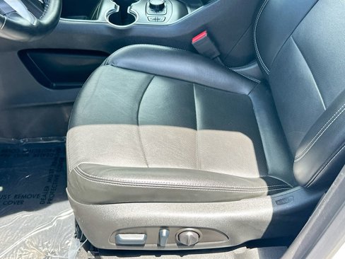 Certified 2023 GMC Terrain SLT image 19
