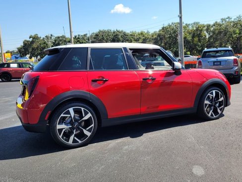 New 2026 MINI Cooper 4-Door Hardtop image 7