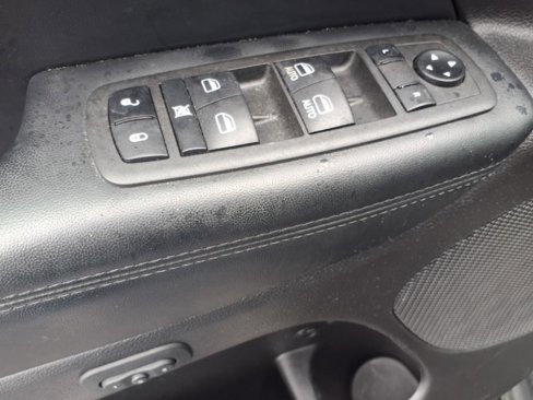 Used 2021 Jeep Grand Cherokee Limited X image 20