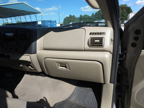 Used 2007 Ford F250 XLT image 26