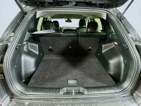 Used 2023 Jeep Cherokee Altitude Lux image 24