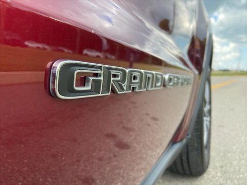 Certified 2021 Jeep Grand Cherokee Limited image 5