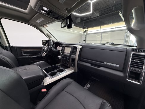 Used 2014 RAM 1500 Laramie w/ Convenience Group image 27