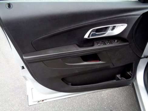 Used 2015 Chevrolet Equinox L image 8