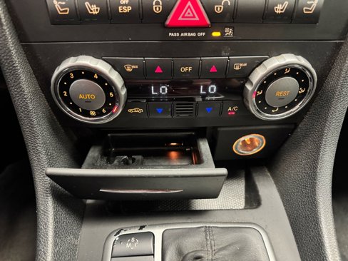Used 2009 Mercedes-Benz SLK 55 AMG image 25
