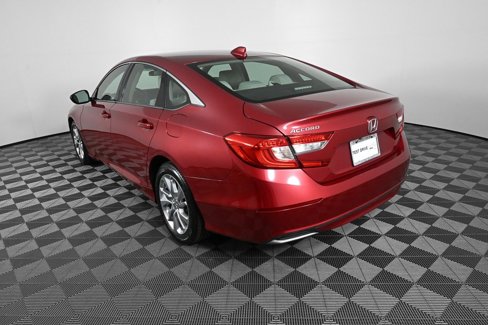 Used 2018 Honda Accord LX image 4