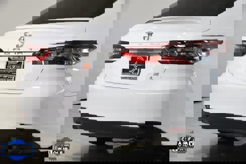 Used 2022 Toyota Camry LE image 46