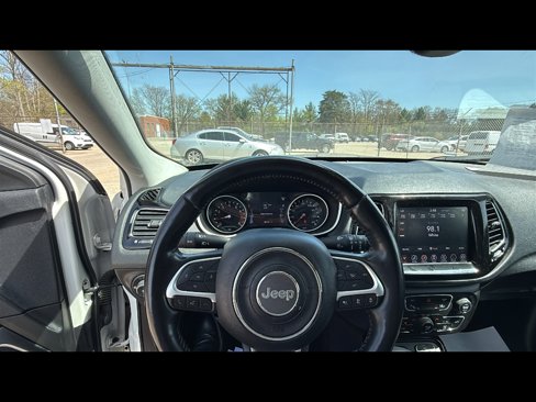 Used 2021 Jeep Compass Limited image 11