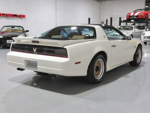 Used 1989 Pontiac Firebird Trans Am image 3