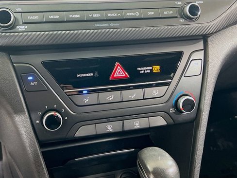 Used 2017 Hyundai Elantra Sport image 15