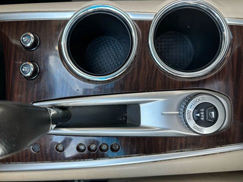 Used 2016 Nissan Pathfinder Platinum image 23