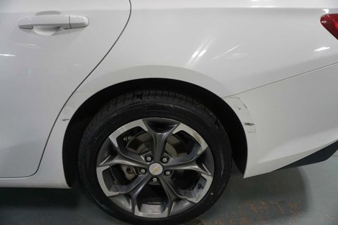 Used 2023 Chevrolet Malibu LT image 3