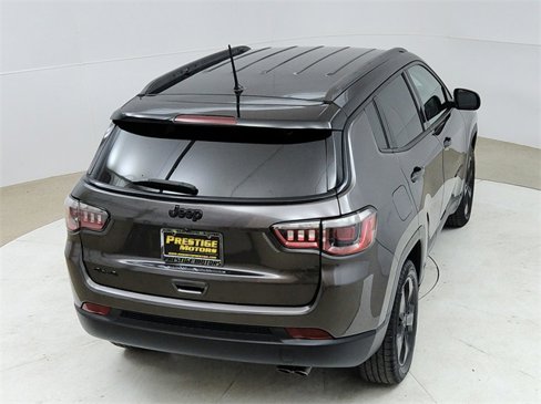 Used 2018 Jeep Compass Latitude image 18
