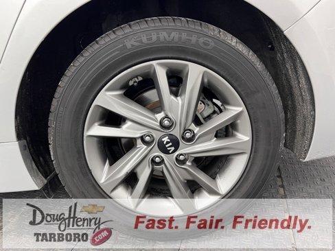 Used 2019 Kia Optima LX image 19
