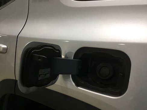 Used 2019 GMC Acadia SLE w/ LPO, Floor Liner Package image 11
