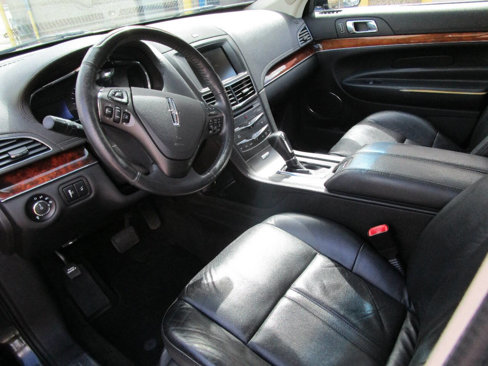 Used 2014 Lincoln MKT AWD w/ Equipment Group 201A image 9