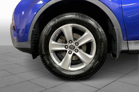 Used 2015 Toyota RAV4 XLE image 10