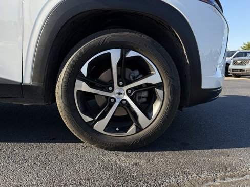 Used 2024 Chevrolet Trax RS w/ Driver Confidence Package image 32