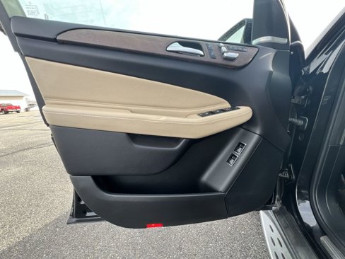 Used 2017 Mercedes-Benz GLS 450 4MATIC image 23