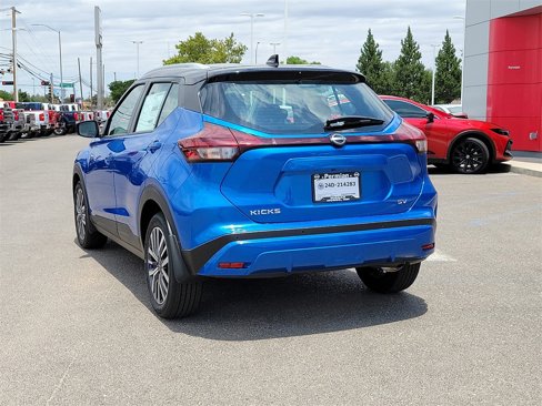 New 2024 Nissan Kicks SV image 8