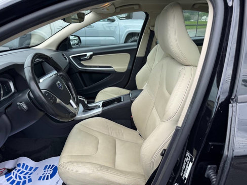 Used 2018 Volvo S60 T5 Dynamic w/ Vision Package image 12