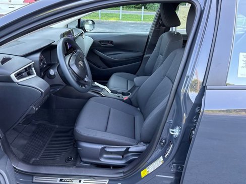 New 2025 Toyota Corolla LE image 8