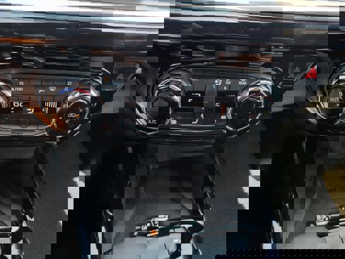 New 2025 Chevrolet Trax RS w/ Sunroof Package image 10