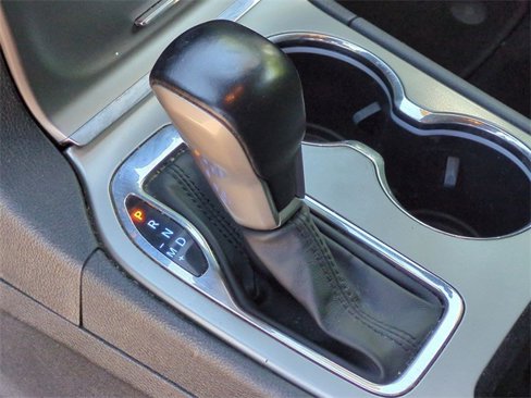 Used 2020 Jeep Grand Cherokee Altitude image 21