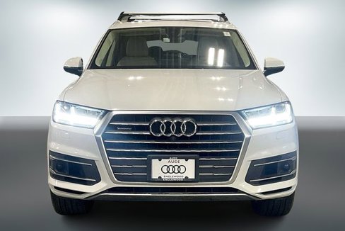 Used 2018 Audi Q7 3.0T Prestige image 3