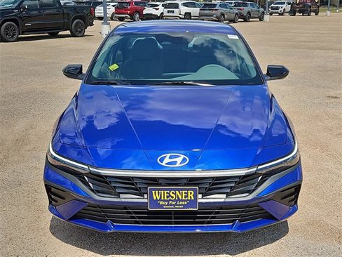 New 2025 Hyundai Elantra Sport image 2
