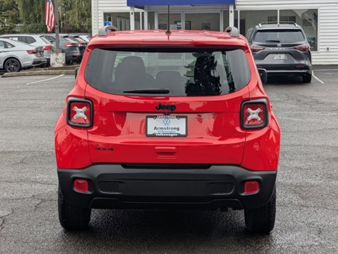 Used 2019 Jeep Renegade Sport image 4